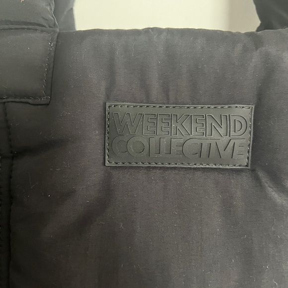 ASOS Weekend Collective Oversized Padded Nylon Weekender Tote - Picture 6 of 8